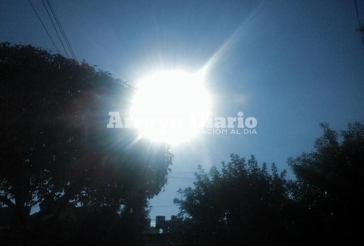 Imagen de La temperatura máxima para hoy está prevista en 37 grados