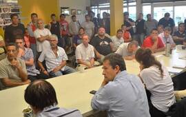 Se firmó el petitorio para una pronta reunión entre propietarios y trabajadores.