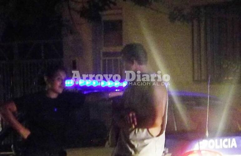 "El dormil&oacute;n", mientras era entrevistado por la polic&iacute;a.