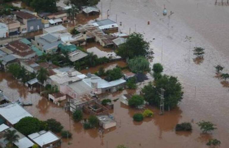 Concordia sufre la crecida del río Uruguay. Temen peor escenario.