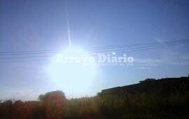 El sol alumbraba con fuerza desde temprano este domingo.