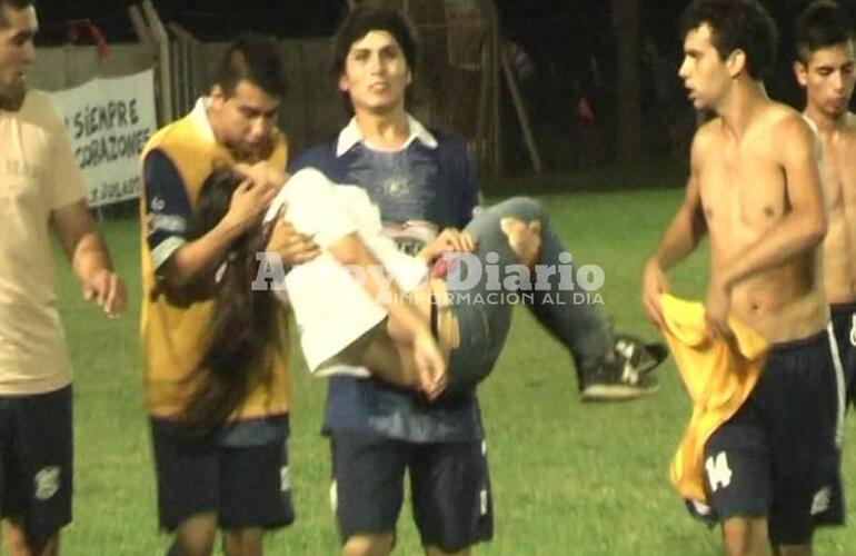 Joven herida por las balas. Foto: Arroyo Deportivo