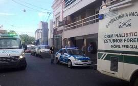 San Jer&oacute;nimo y Suipacha, en pleno centro de Santa Fe, la polic&iacute;a y Gendarmer&iacute;a trabaja en el lugar. Foto: Diario Uno Santa Fe
