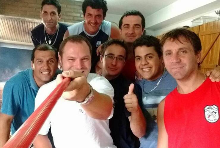 Con una selfie. Así arrancaba la mañana el grupo de la guardia de este domingo.