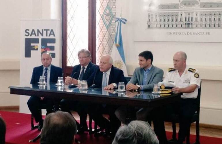 Imagen de Lifschitz: La policía de Santa Fe demostró capacidad de trabajo