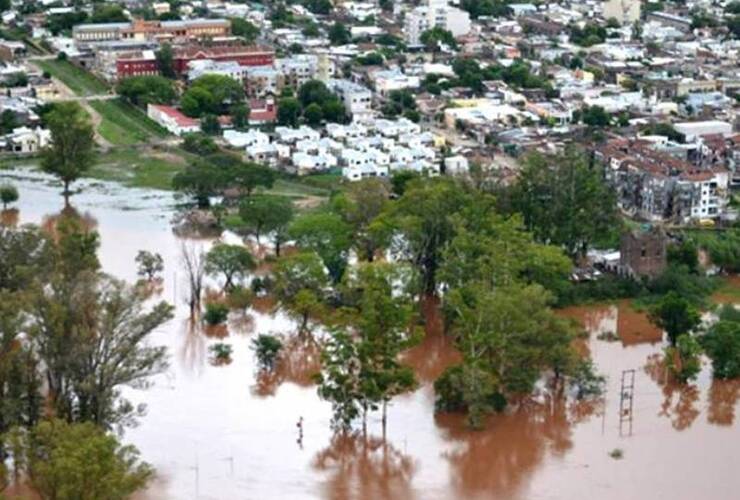 Gran cantidad de habitantes aún necesitan la ayuda del Estado para sobrellevar el impacto del agua.