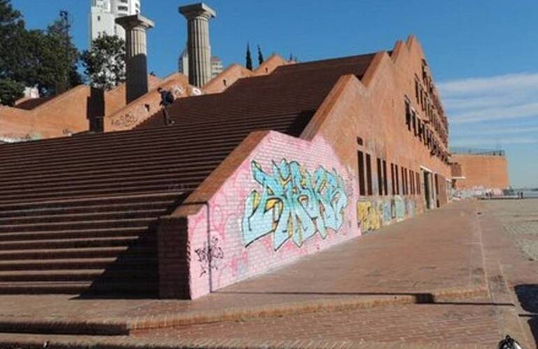 El cadáver fue hallado muy cerca de la escuela que funcionada en el parque. Foto: tripadvisor.com