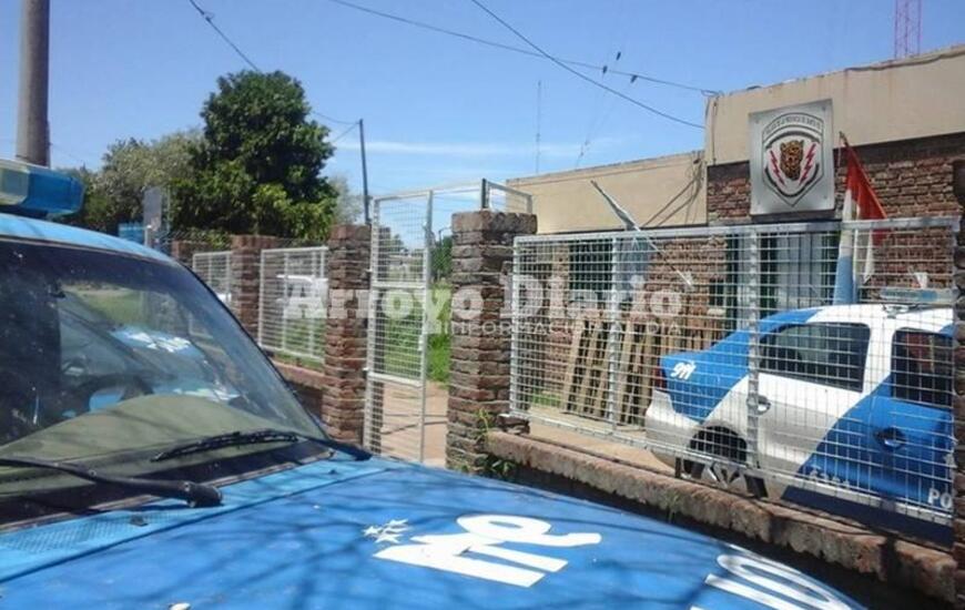 El Comando Regional recibi&oacute; la llamada desde Rosario y dieron con la menor en General Lagos.