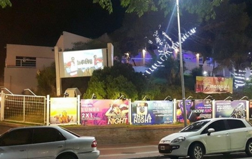 Imagen de Se cay&oacute; el techo de un boliche en Monte Hermoso: hay seis chicas heridas