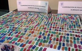 Imagen de Desbaratan banda y secuestran 3 millones de pesos y 3 mil dosis de cocaína