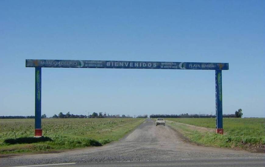 Ingreso a Playa Mansa