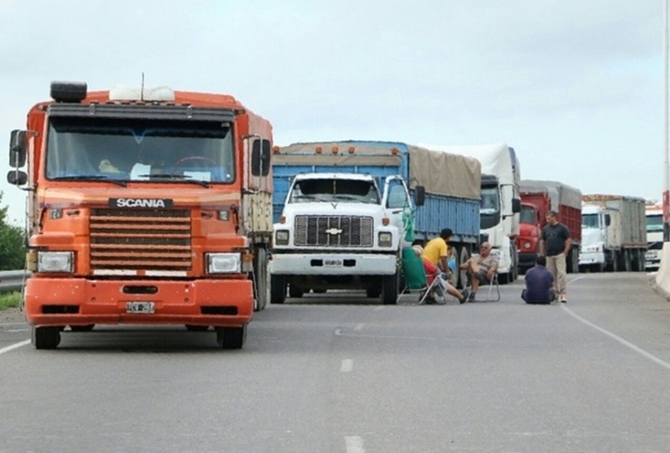 Cortada Circunvalación a la altura de avenida del Rosario. Foto: Alan Monzón / Rosario3.com