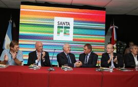 Los ejes del plan son aumentar la competitividad, mejorar la infraestructura industrial, fortalecer a las pymes y modernizar el Estado.