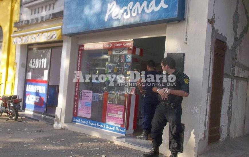 El local est&aacute; sobre San Mart&iacute;n al 700.