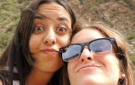 Marina Menegazzo y María José Coni en Ecuador