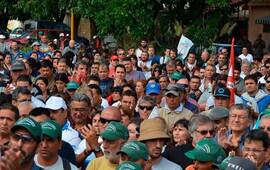 Imagen de Ar Zinc: el gobierno ofreció alternativas y se levantó el paro