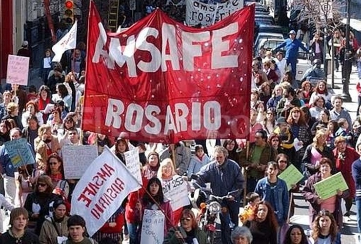 Imagen de Lunes clave en las paritarias de estatales, docentes y médicos