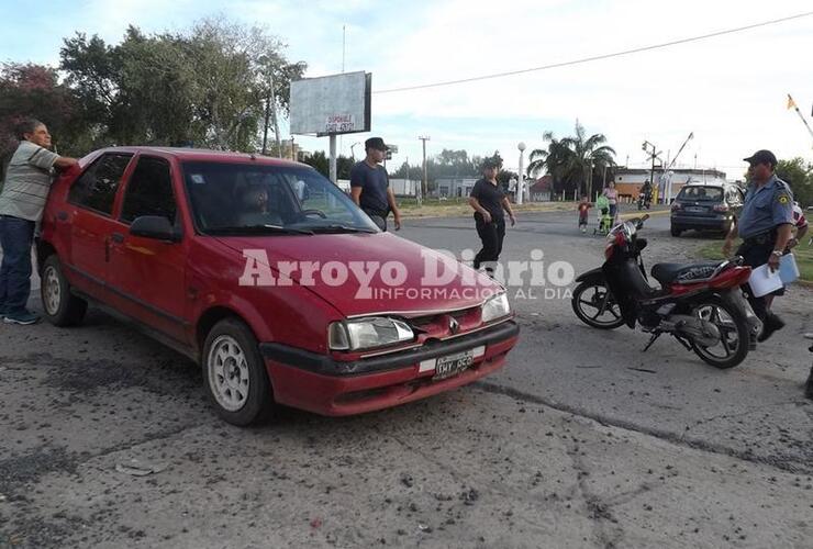 Imagen de Accidente entre un auto y una moto