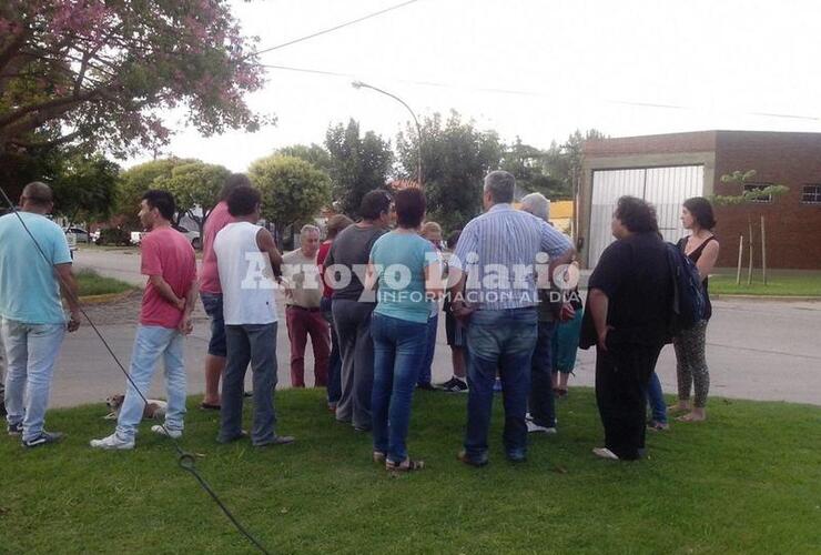 La inseguridad no fue el único problema que le plantearon los vecinos a las autoridades municipales. Foto: Florencia D´Alonzo