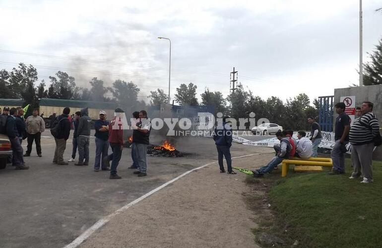 Piquete. La medida de fuerza se desarrolló esta mañana.