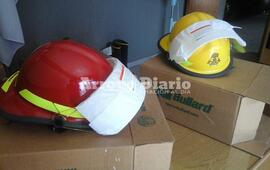Los nuevos cascos ya están en el cuartel.