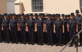 Imagen de Santa Fe suma más agentes a las filas policiales