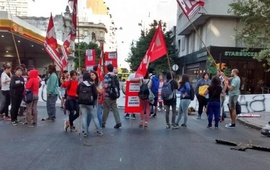 C&oacute;rdoba y Oro&ntilde;o fue la primera calle en ser cortada