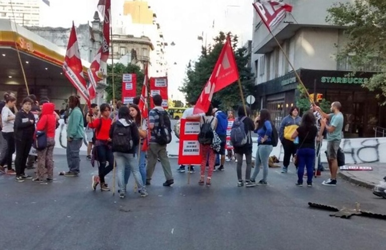 Córdoba y Oroño fue la primera calle en ser cortada