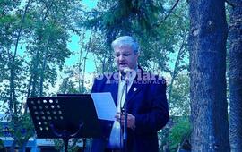 Nizar Esper, durante el acto que se realizó en la Plaza 9 de Julio