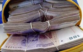 Engañada. El delincuente se hizo pasar por su nieto para conseguir el dinero. Foto: Imagen Ilustrativa