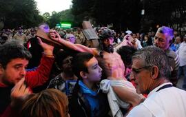 Imagen de Otro multitudinario V&iacute;a Crucis del Padre Ignacio