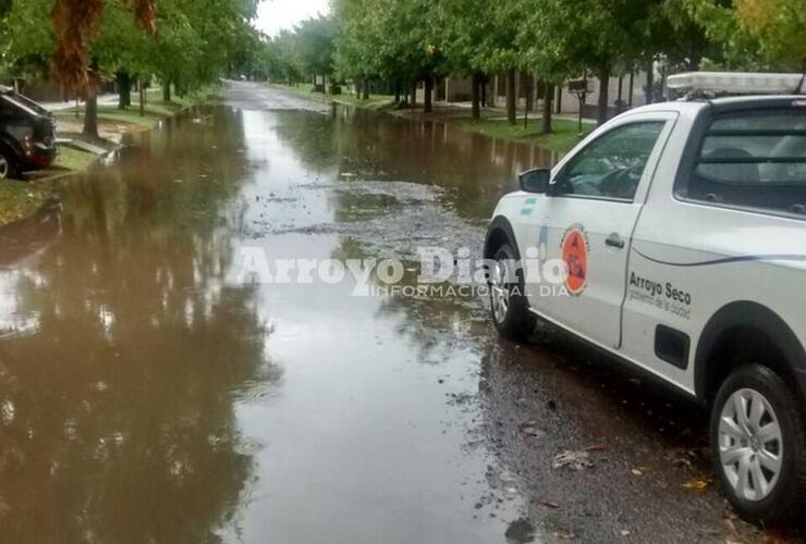 Nieri destacó además el trabajo de Obras Públicas: "Las bocas de tormenta estaban destapadas lo que permitió que se escurra más rápido el agua"