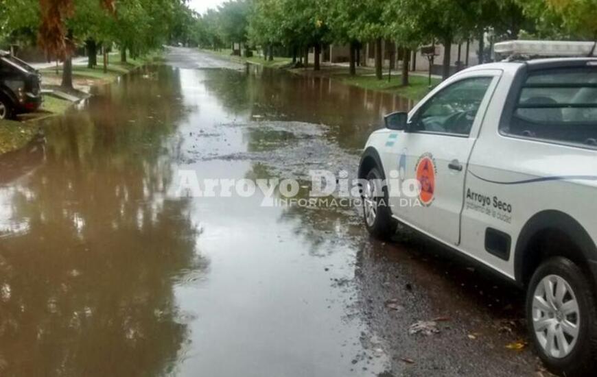Nieri destac&oacute; adem&aacute;s el trabajo de Obras P&uacute;blicas: "Las bocas de tormenta estaban destapadas lo que permiti&oacute; que se escurra m&aacute;s r&aacute;pido el agua"