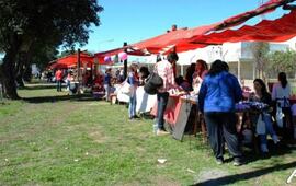 Imagen de Vuelve el Mercado Pueblo Esther
