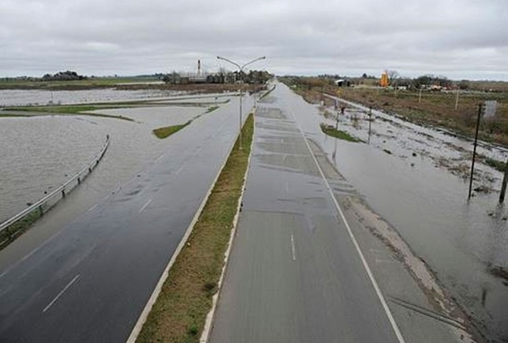 Imagen de Precaución en rutas y accesos de la provincia por las intensas lluvias