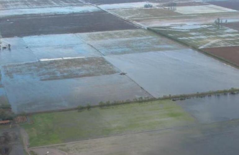 Una imagen aérea de cómo están los campos debido a las intensas lluvias.