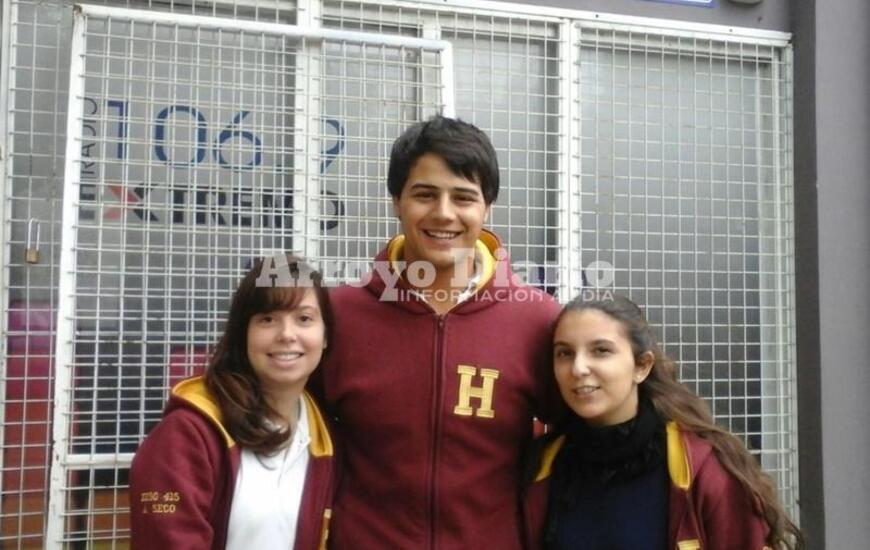 Imagen de Por los inundados: Alumnos de secundaria organizan campa&ntilde;a solidaria