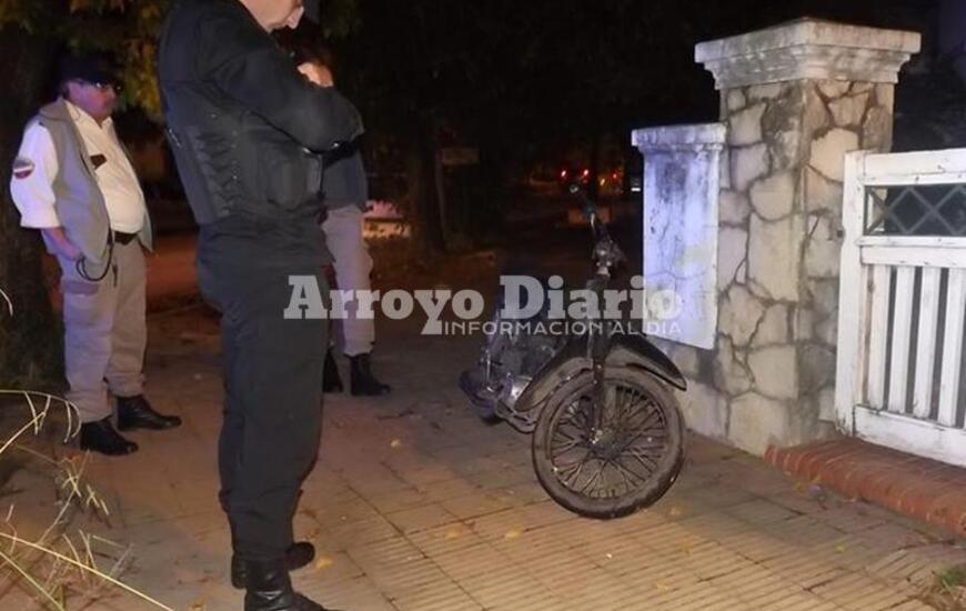 La moto que apareció misteriosamente quedó bajo custodia policial