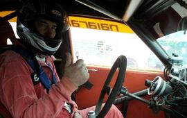 El Dr. Murina es un conocido apasionado de los "fierros". Oportunamene fue piloto y es uno de los tantos convencidos de que en nuestra ciudad se puede contar con un lugar para correr