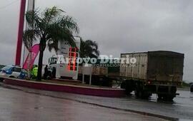 Personal del Comando y Tránsito trabajaban en conjunto este lunes por la mañana