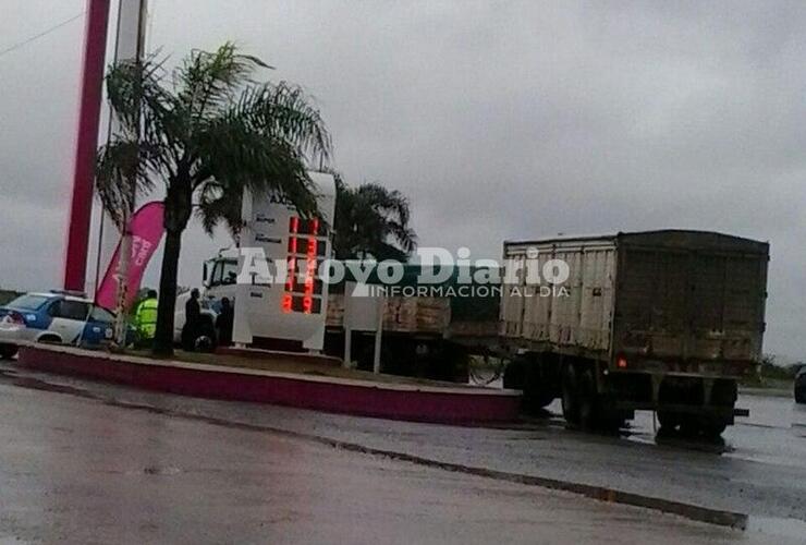 Personal del Comando y Tránsito trabajaban en conjunto este lunes por la mañana