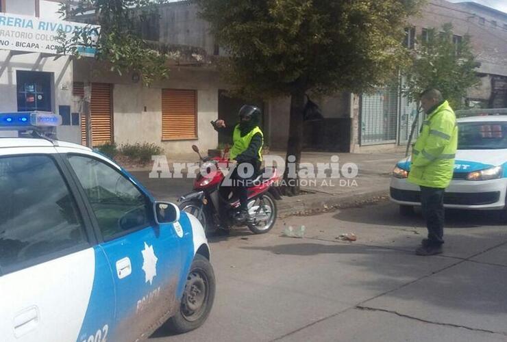 Imagen de Accidente entre una moto y un remis