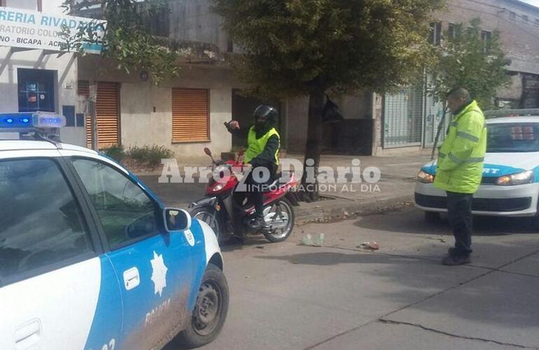 Imagen de Accidente entre una moto y un remis