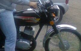 La moto estaba con la traba puesta y sin las llaves. Foto: Facebook