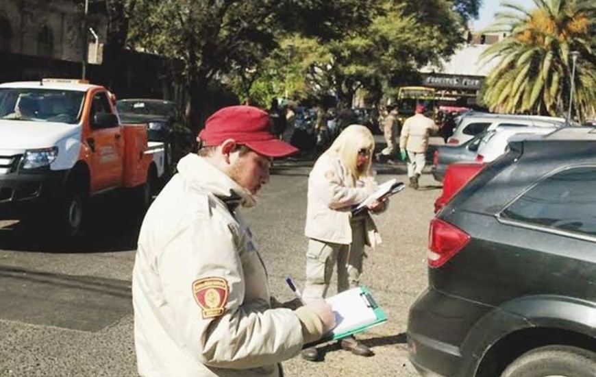 Imagen de La suba de la nafta dispar&oacute; el valor de las multas de tr&aacute;nsito