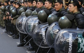 Unos dicen que quedaron 150, otros aseguran que hay 1.600 gendarmes, pero &iquest;d&oacute;nde est&aacute;n?