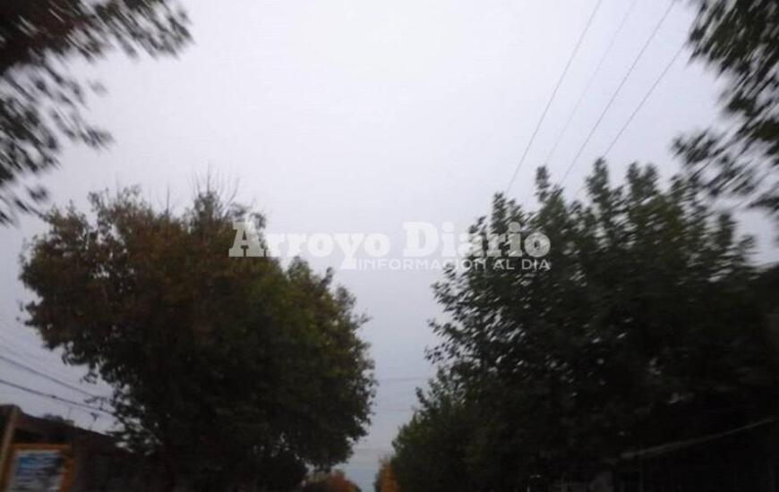 Imagen de Viernes húmedo, fresco y con cielo nublado