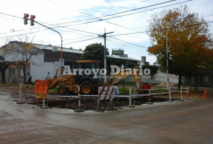 Los municipales trabajando este viernes en la zona