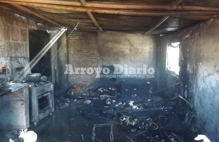 Tragedia. Una de las familias perdi&oacute; absolutamente todas sus pertenencias.