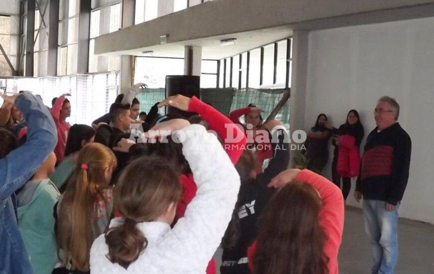 Imagen de En video: As&iacute; ensayaban los chicos junto al director del Coro Kennedy